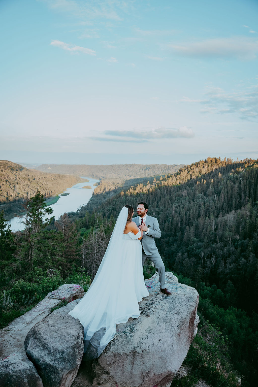 canyon ski hill alberta wedding adventure couple