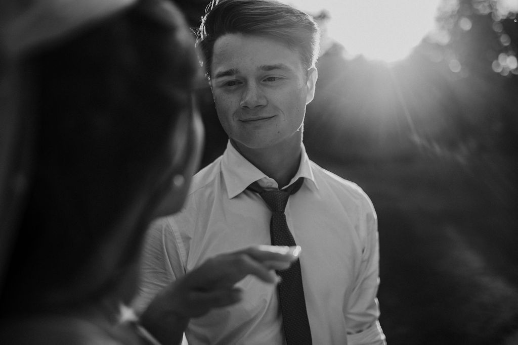 romantic wedding photos
alberta wedding photographer