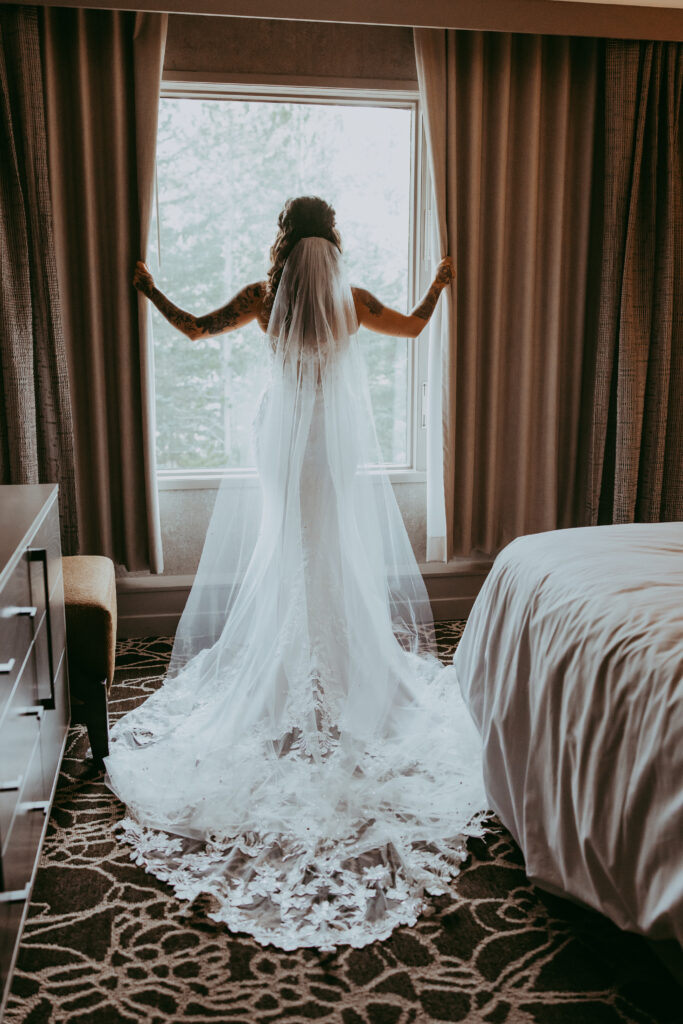 Premium wedding photography in Central Alberta by Leah Tyler-Szucki Photography